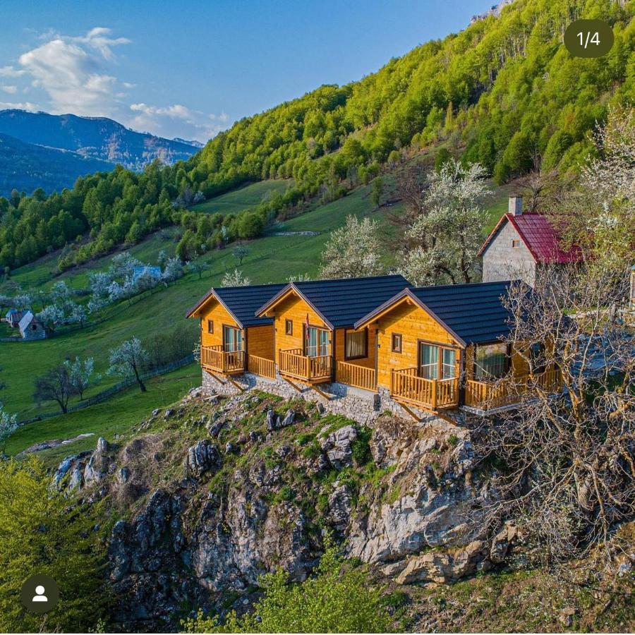 Hotel Bujtina Tradicionale Lepushe Zewnętrze zdjęcie